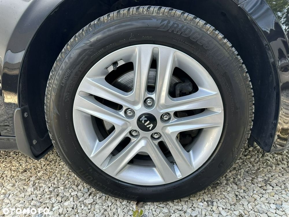 Kia Ceed - 29