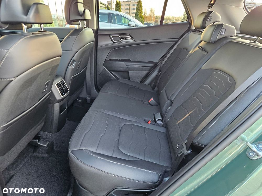 Kia Sportage 1.6 T-GDI HEV L 4WD - 13