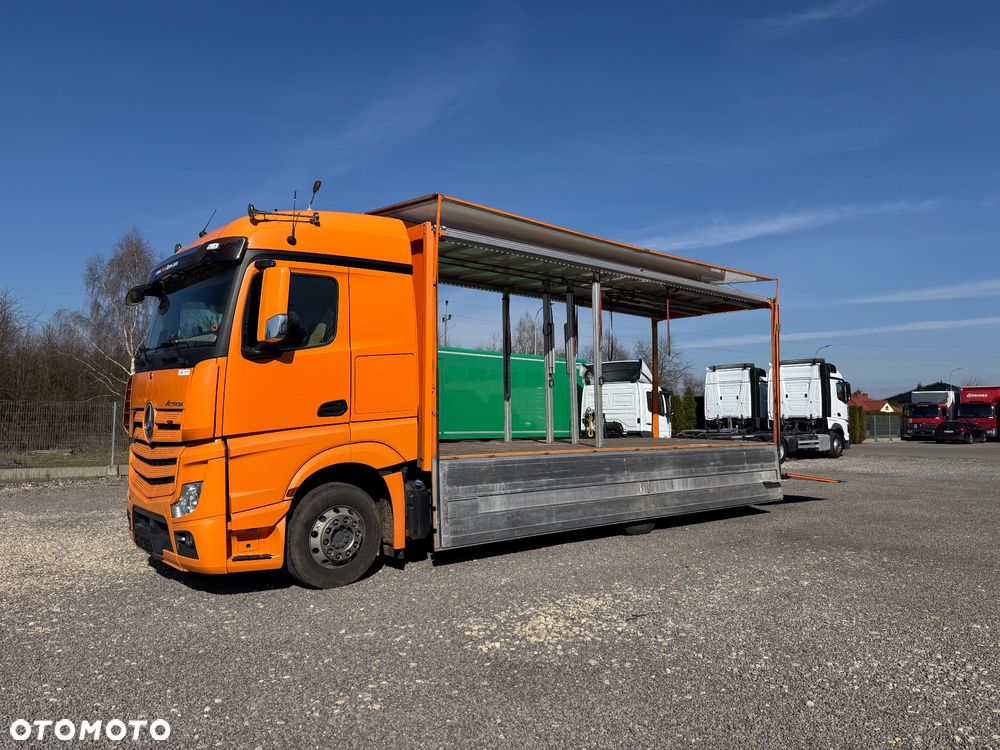 Mercedes-Benz Actros - 18