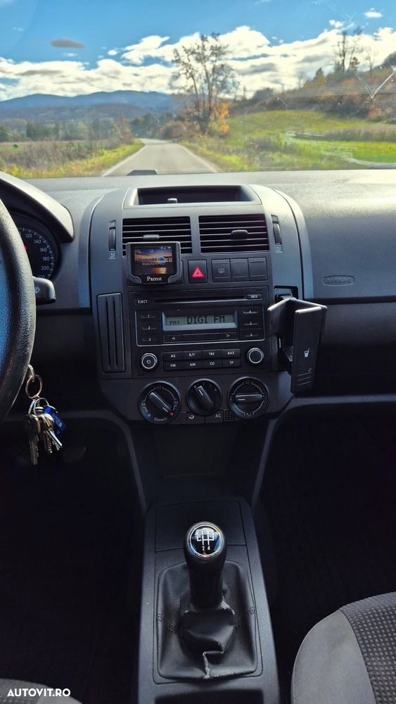 Volkswagen Polo 1.4 TDI Attractive - 7