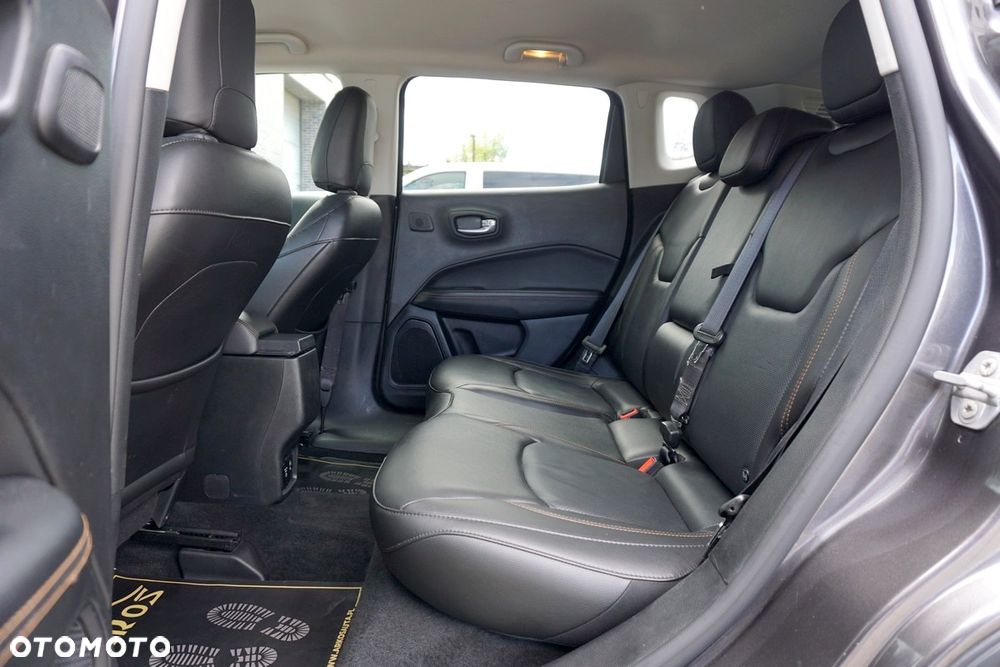 Jeep Compass 1.4 MultiAir Limited - 36