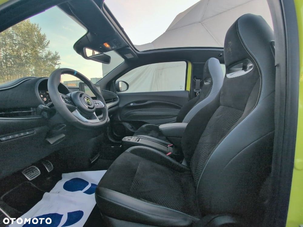 Abarth 500Ce 37.8kWh Turismo - 9