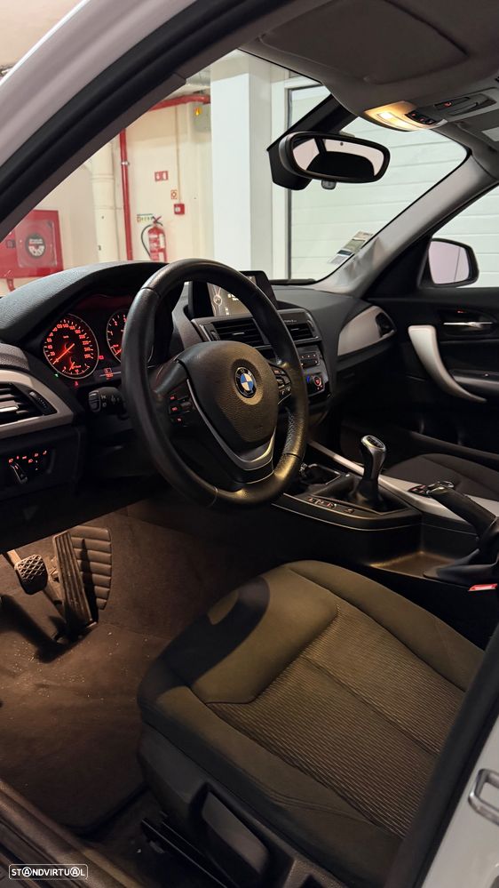 BMW 118 d Advantage - 12