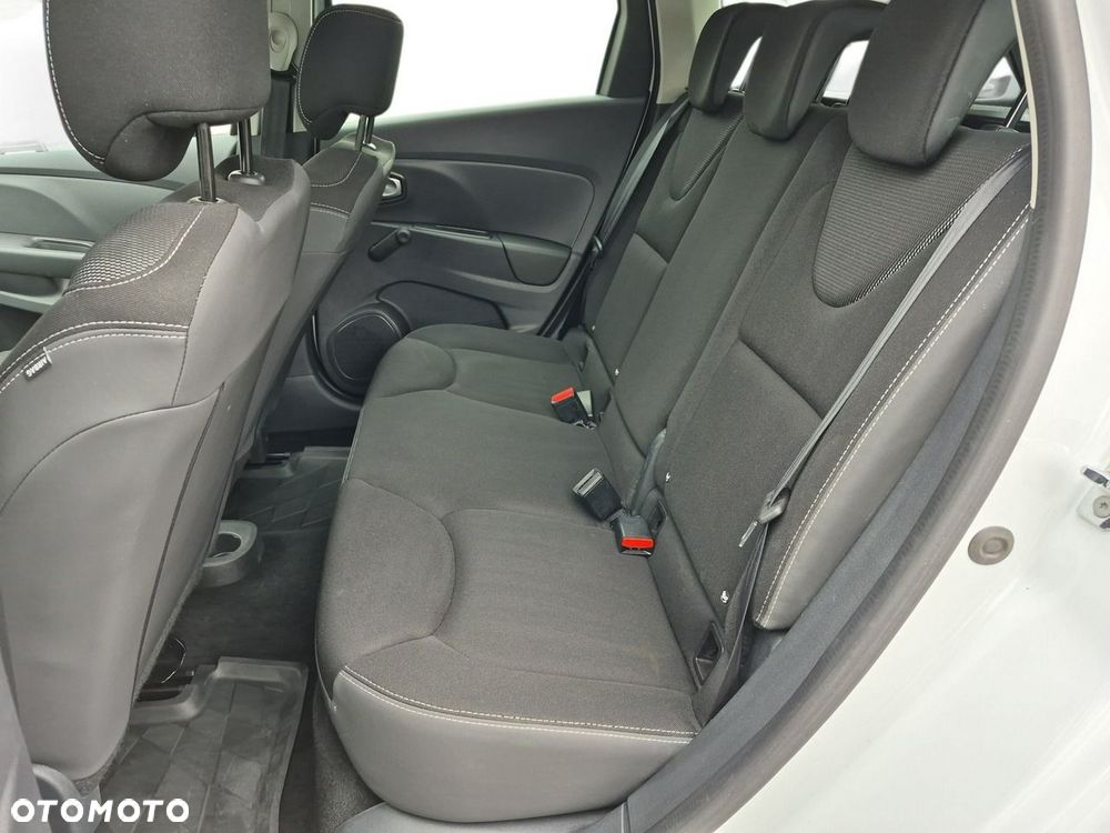 Renault Clio - 18