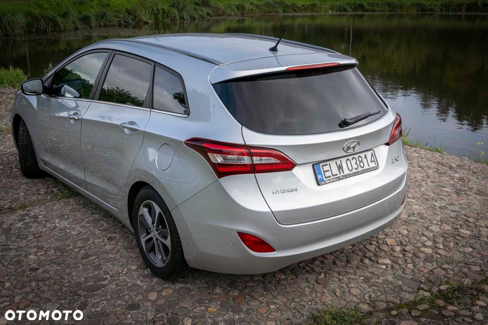 Hyundai i30 1.6 CRDi Comfort - 26