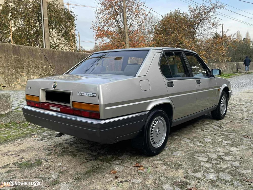 Alfa Romeo 90 2.0 S - 6