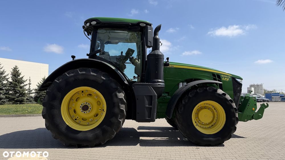 John Deere 8320R - 4