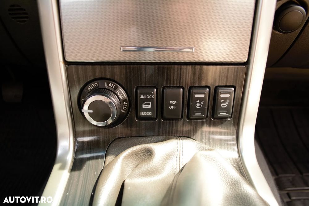 Nissan Pathfinder - 21