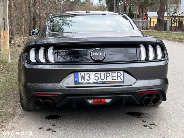 Ford Mustang - 2