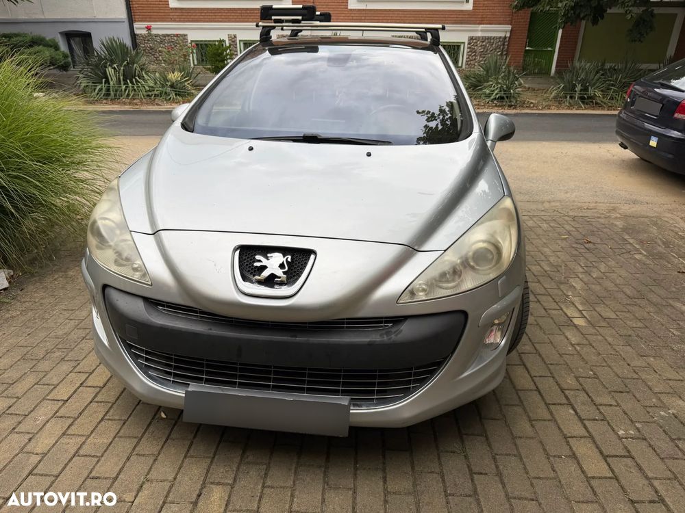 Peugeot 308 - 1