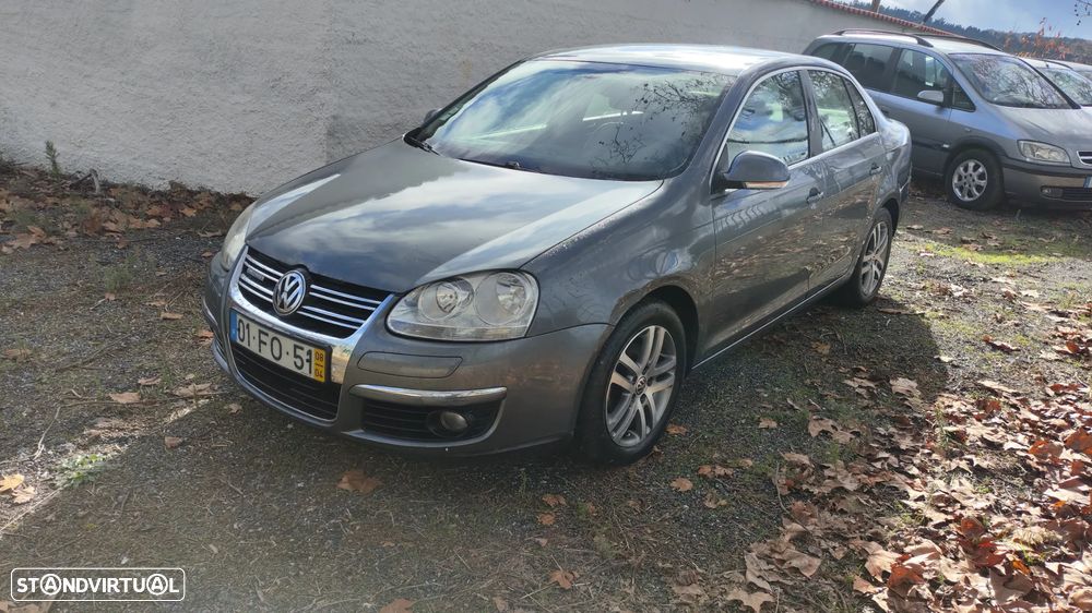 VW Jetta 1.9 TDi BlueM. Confortline - 1