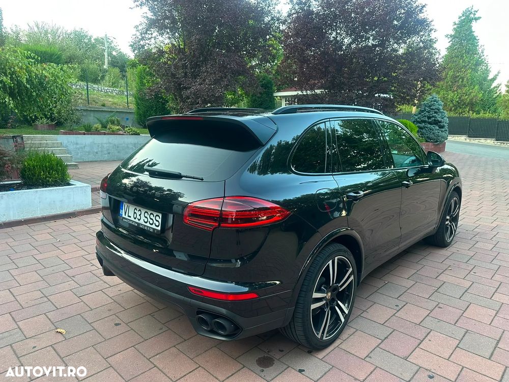 Porsche Cayenne Platinum Edition - 7