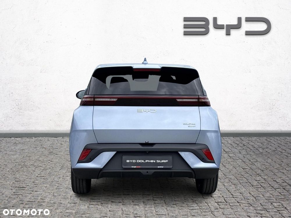 BYD Dolphin - 4