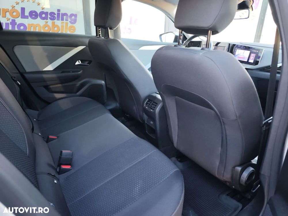 Opel Astra 1.2L Turbo Start/Stop AT8 Business Edition - 15