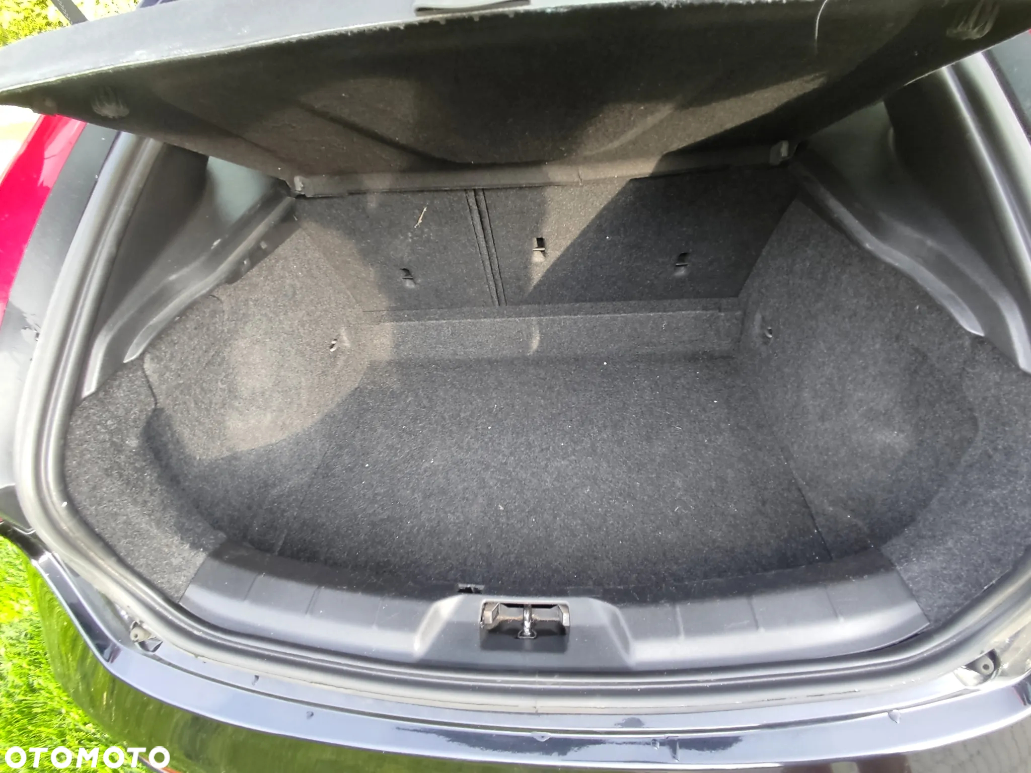 Volvo V40 D3 Momentum - 28