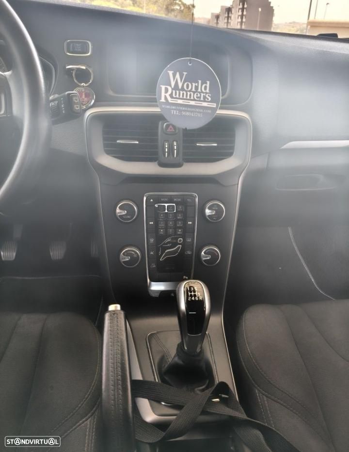 Volvo V40 2.0 D2 Inscription - 5