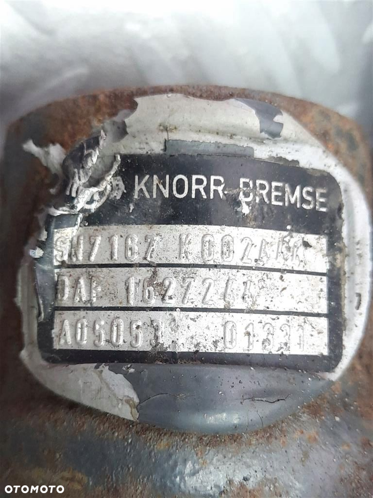 Zacisk hamulcowy przód prawy DAF CF DAF CF EURO 3 KNORR-BREMSE  1627244 - 9