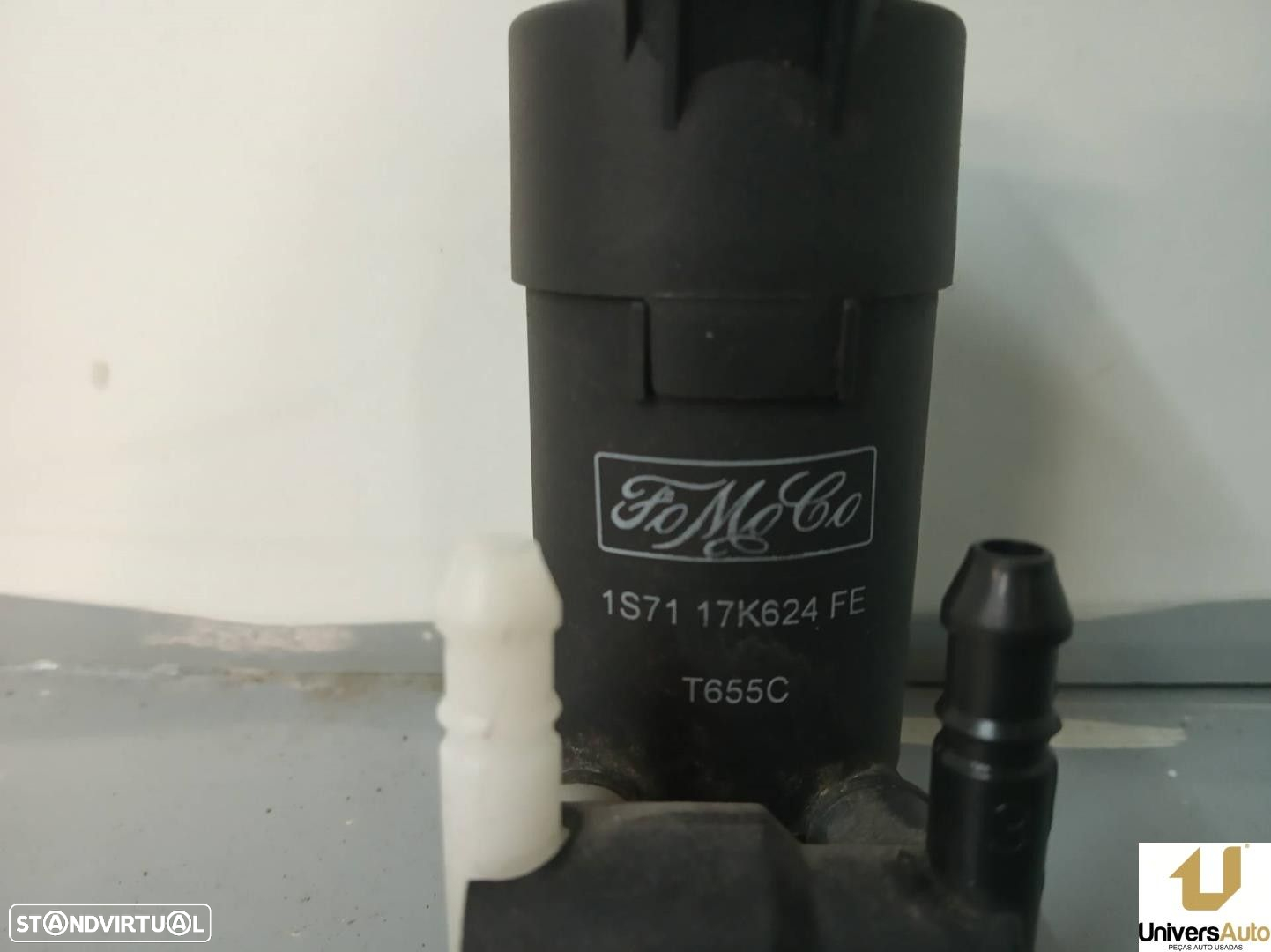 BOMBA LIMPA-VIDROS FORD FOCUS II SEDAN 2006 -1S7117K624FE - 2