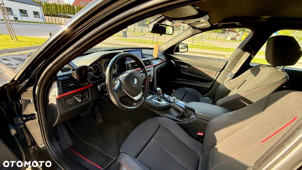 BMW Seria 3 320d Sport Line - 7