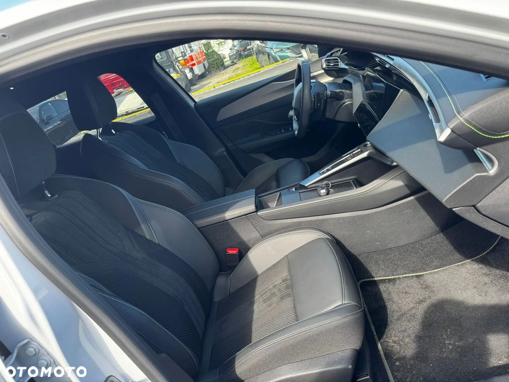 Peugeot 408 225 e-EAT8 GT - 14