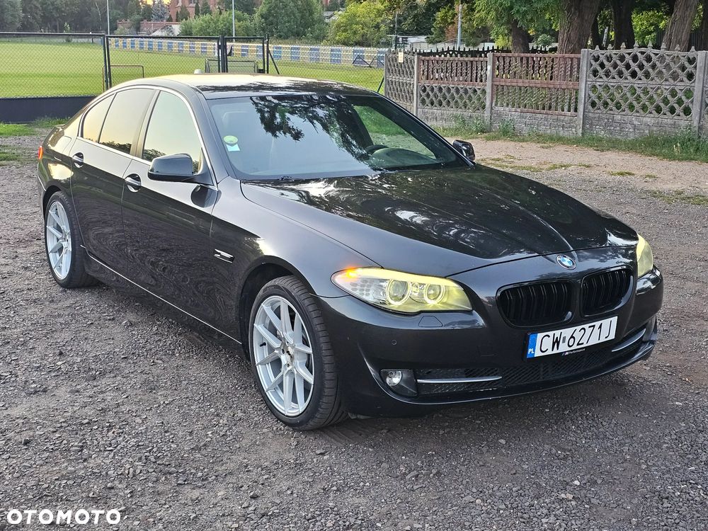 BMW Seria 5 530d Luxury Line - 12