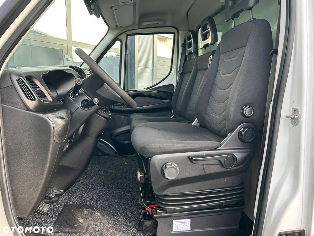Iveco Daily 35C15 3.0 HPI Kontener 8 palet + winda 750kg **KLIMA**Sprowadzony**2015R** - 10