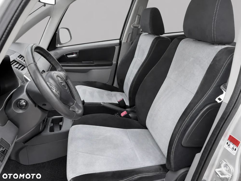 Suzuki SX4 1.6 VVT 4x4 Comfort - 18