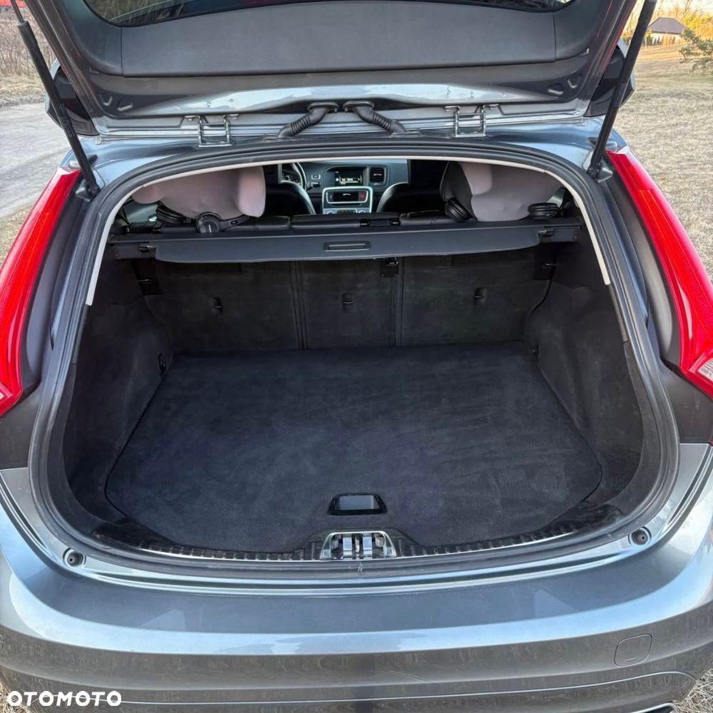 Volvo V60 D3 Summum - 9