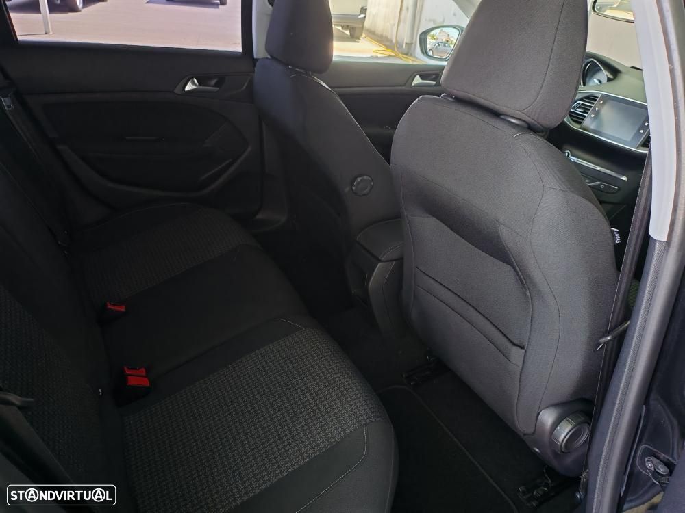 Peugeot 308 SW 1.6 BlueHDi Allure EAT6 - 13