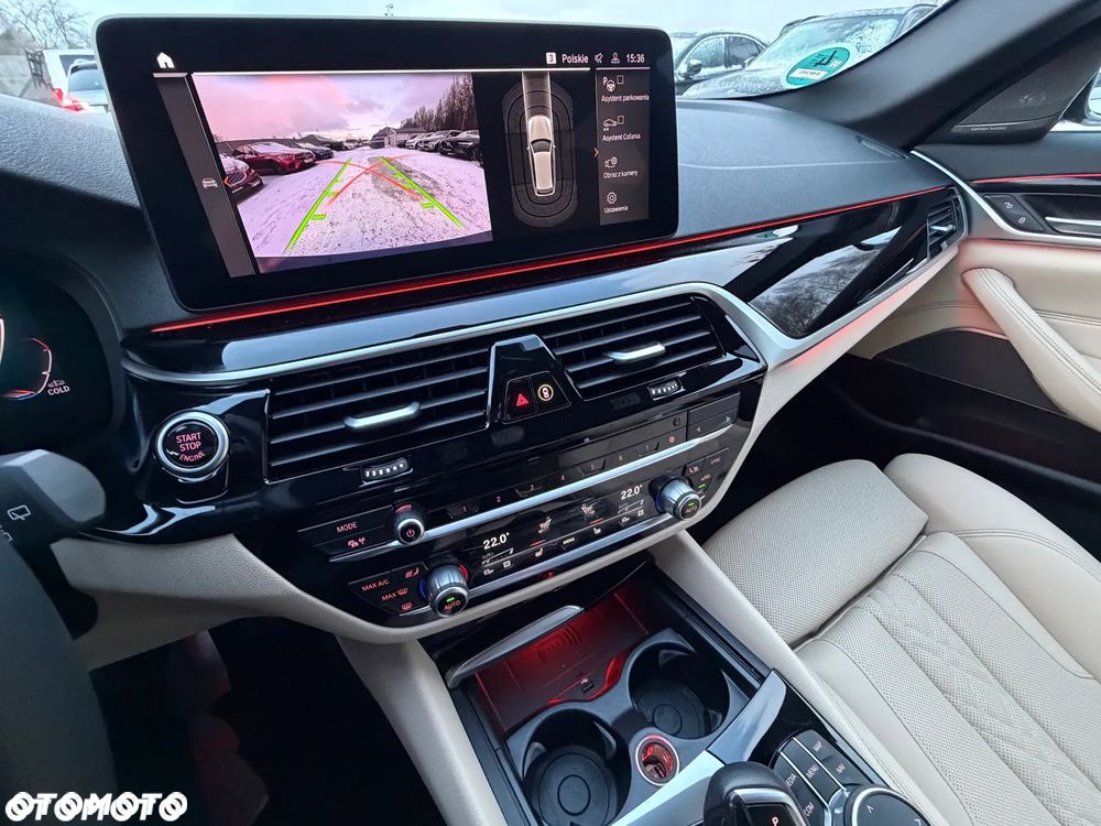 BMW Seria 5 520d Luxury Line - 35