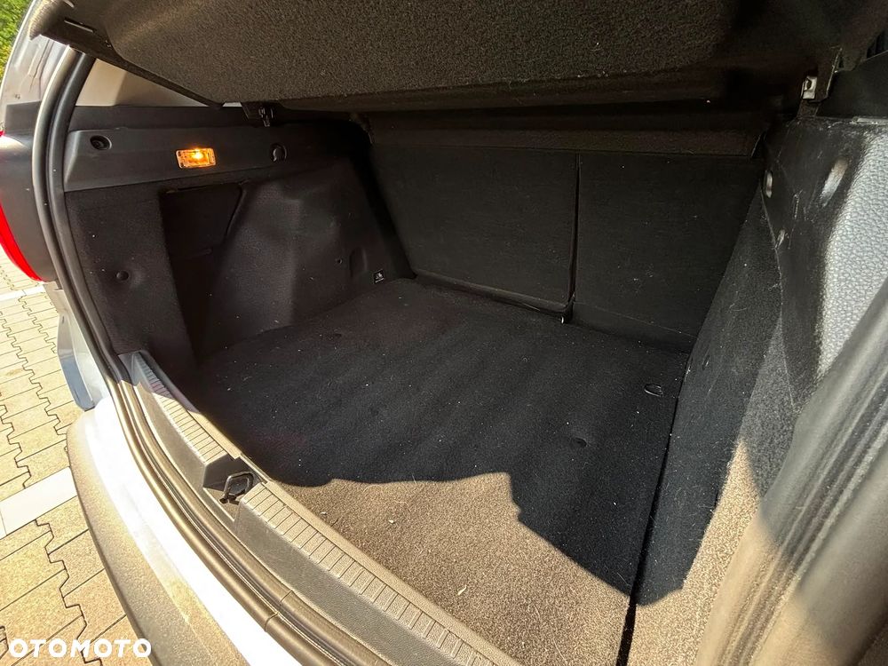 Dacia Duster 1.6 SCe Comfort - 21
