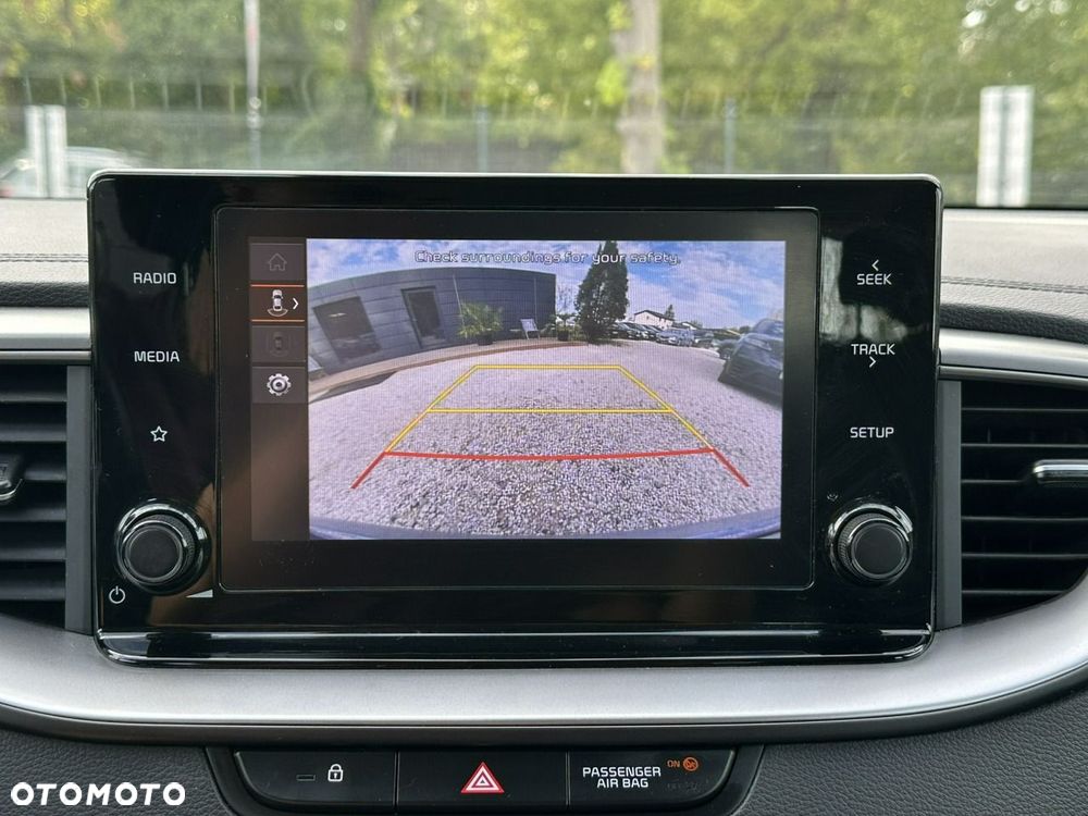 Kia Ceed - 23