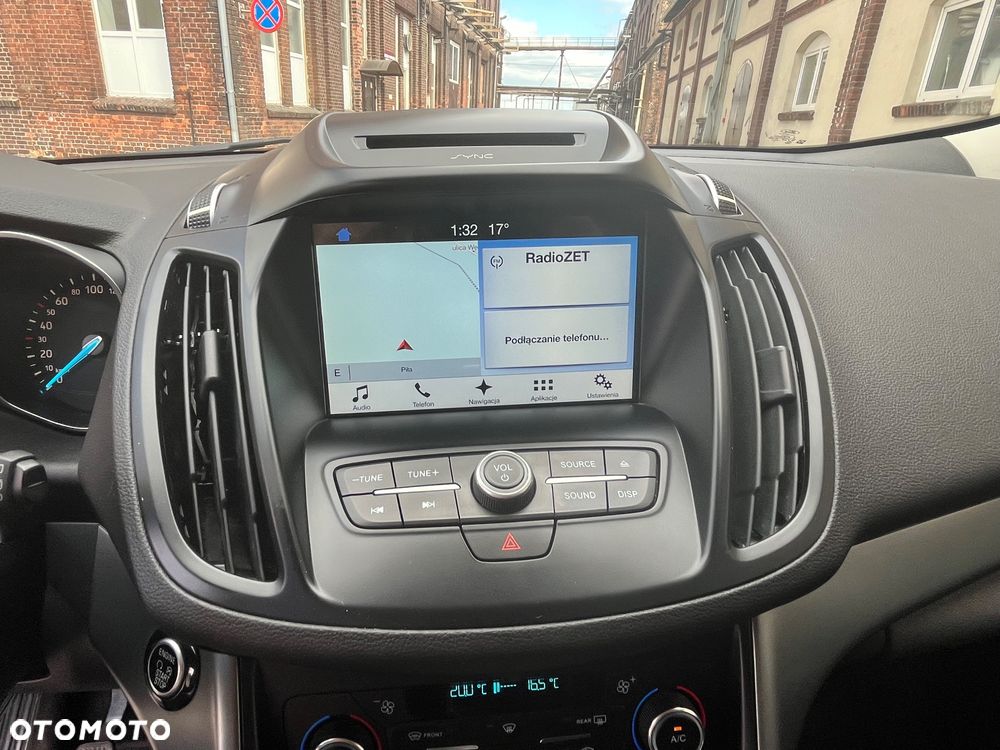 Ford Kuga 1.5 EcoBoost 2x4 Titanium - 21