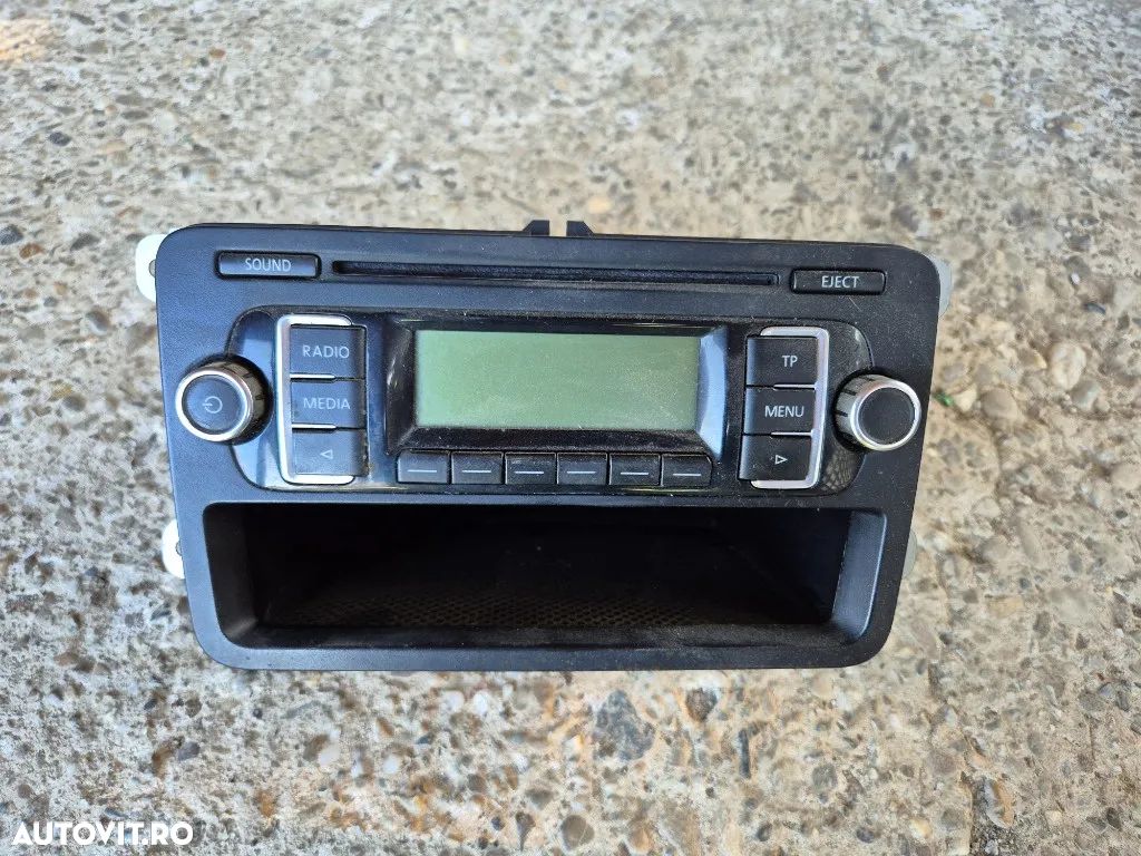 CD Player MP3 (cu cod deblocare) VW GOLF 6 / TOURAN / CADDY cod oem 5K0035156 - 1