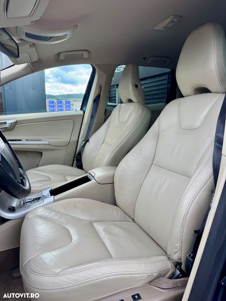 Volvo XC 60 D5 AWD Aut. Summum - 6