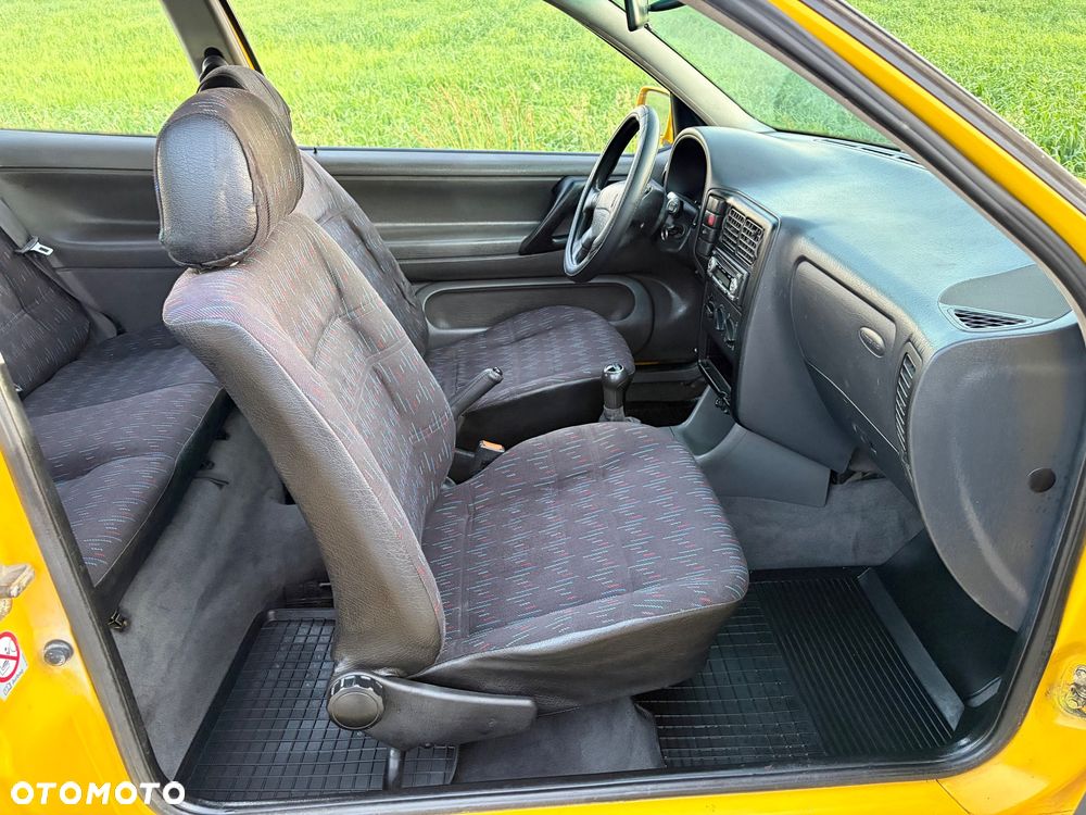 Volkswagen Polo 60 SDI - 23