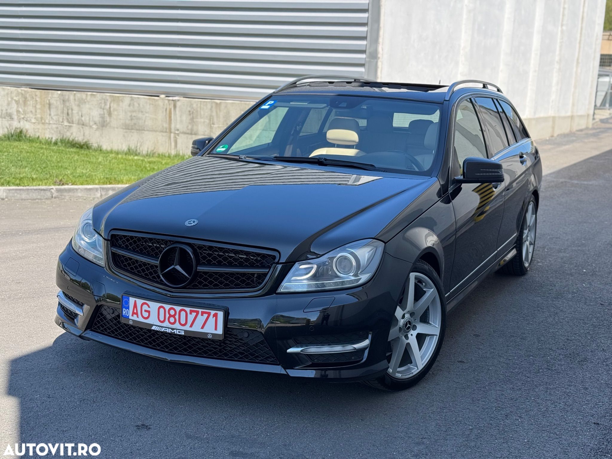 Mercedes-Benz C 220 (BlueTEC) d T 7G-TRONIC AMG Line - 1