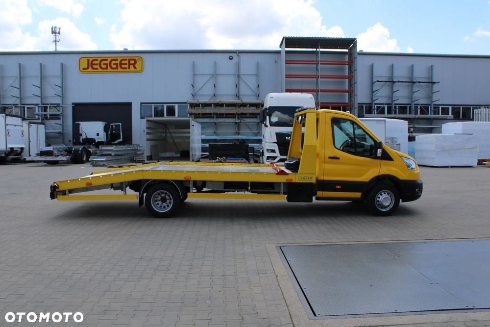 Ford Transit - 6