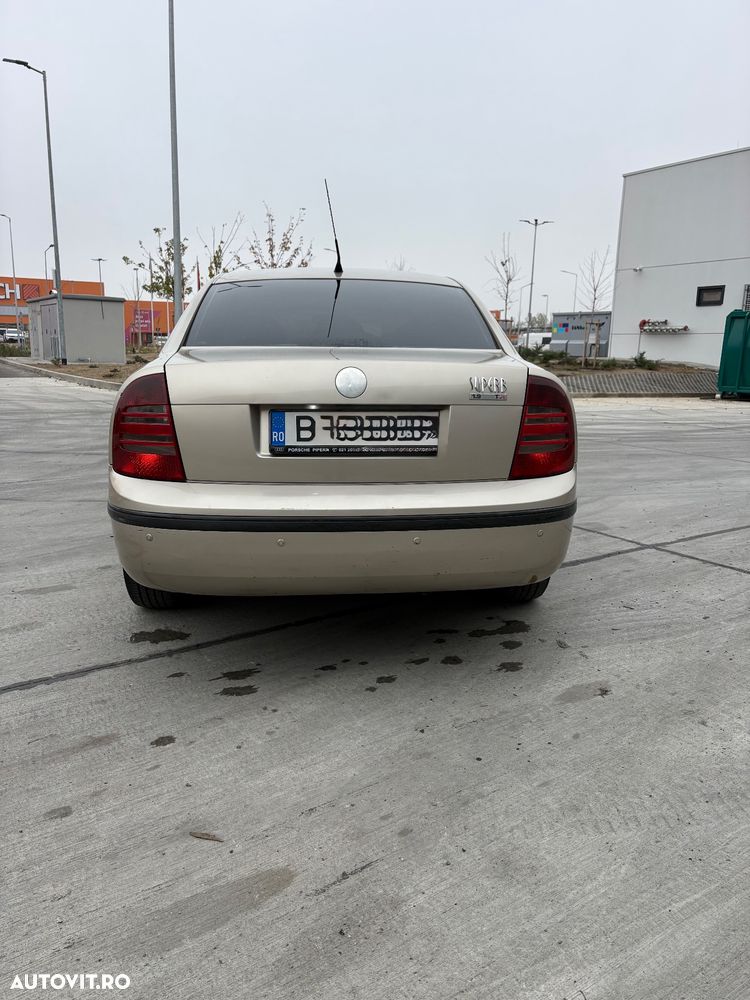 Skoda Superb 1,9TDI Elegance - 4