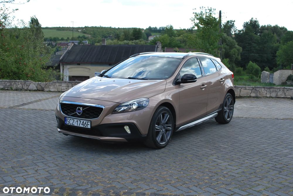 Volvo V40 Cross Country D4 Summum - 2