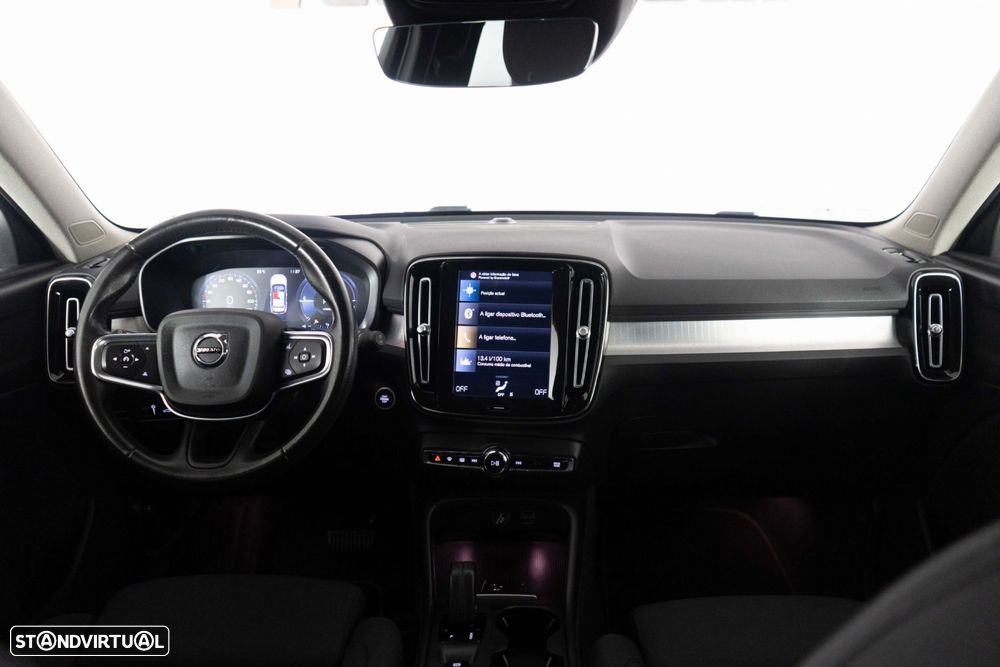 Volvo XC 40 1.5 T5 PHEV Momentum Plus - 23