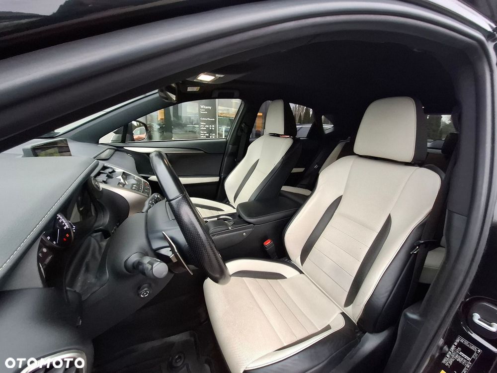 Lexus NX 300 GPF F Sport AWD - 11