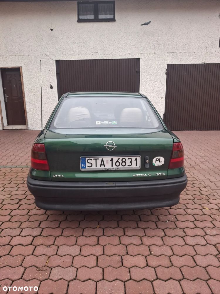 Opel Astra - 2