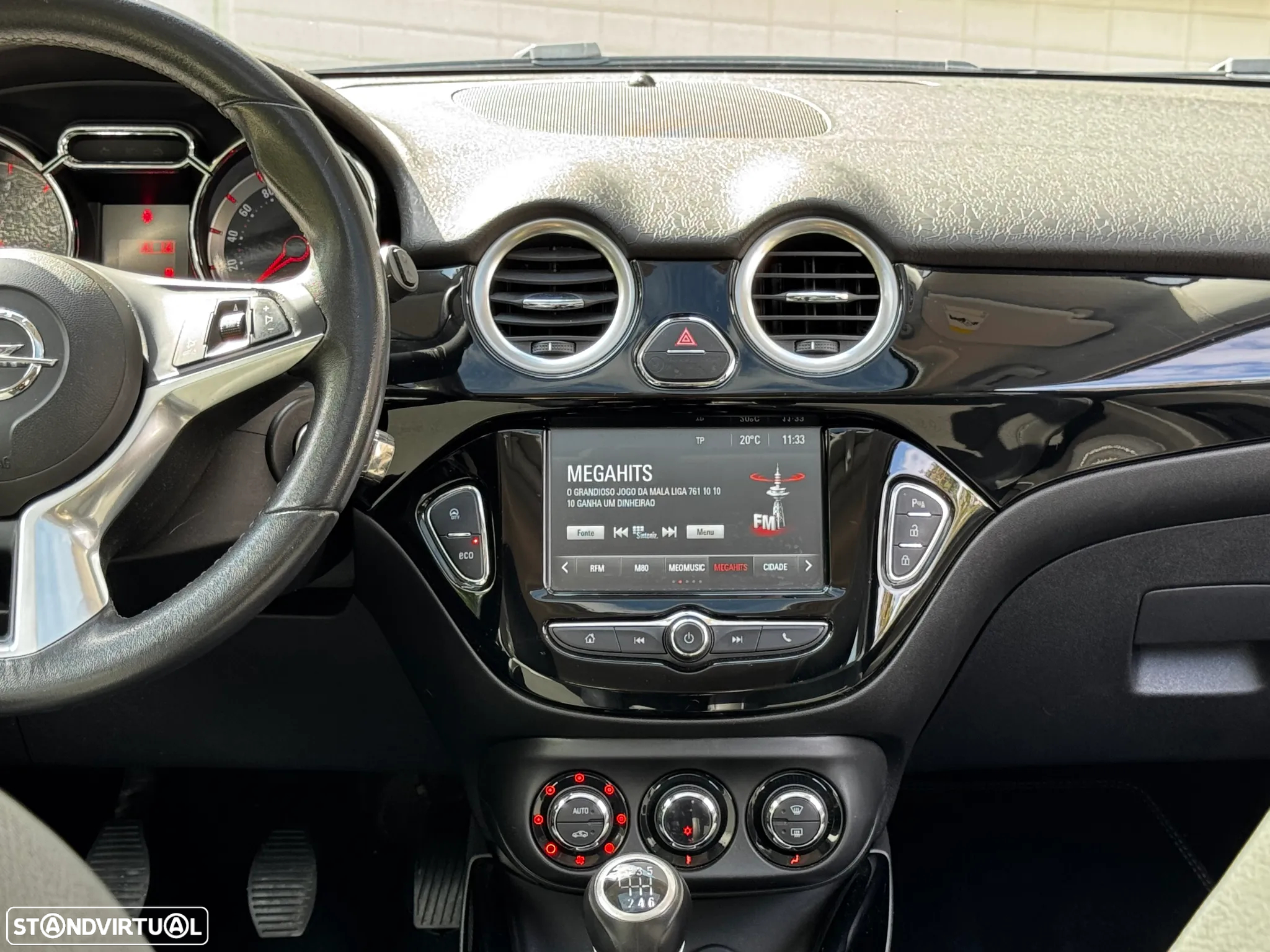 Opel Adam 1.0 T Glam - 18