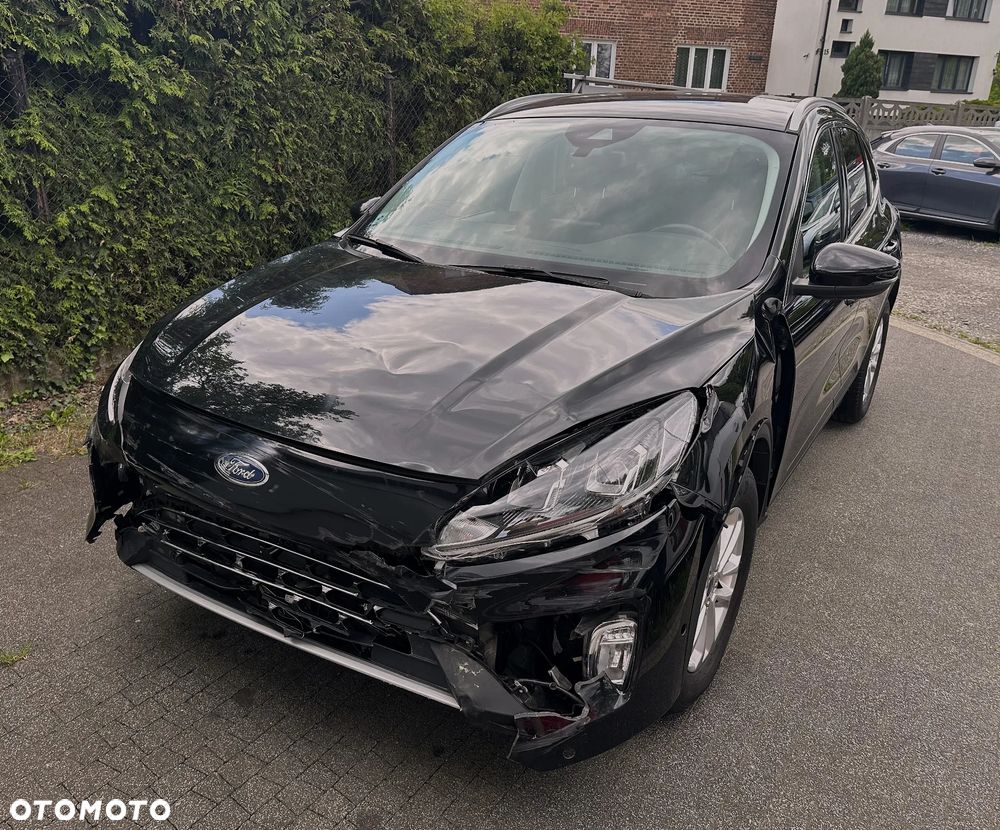 Ford Kuga 1.5 EcoBoost TITANIUM - 1