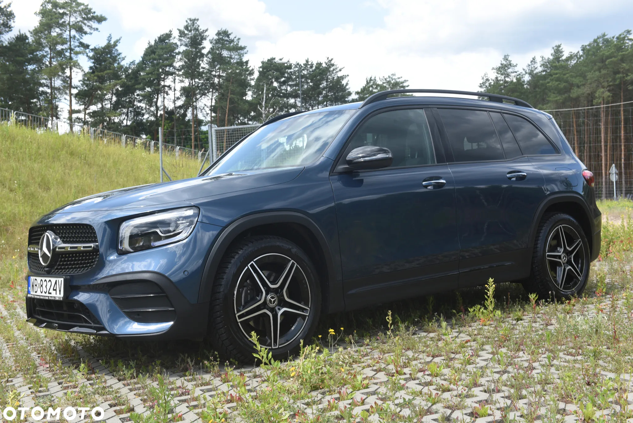 Mercedes-Benz GLB 200 d 4-Matic AMG Line 8G-DCT - 3