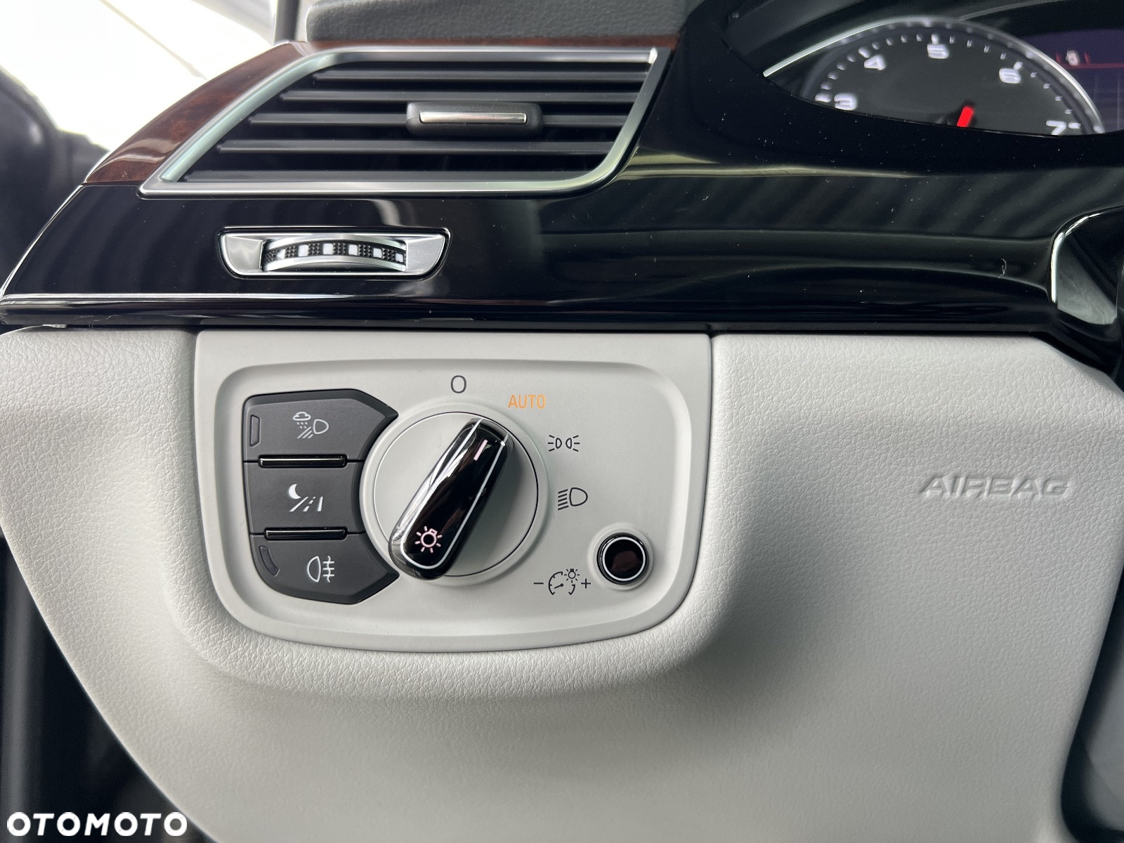 Audi A8 L 55 TFSI quattro tiptronic - 18