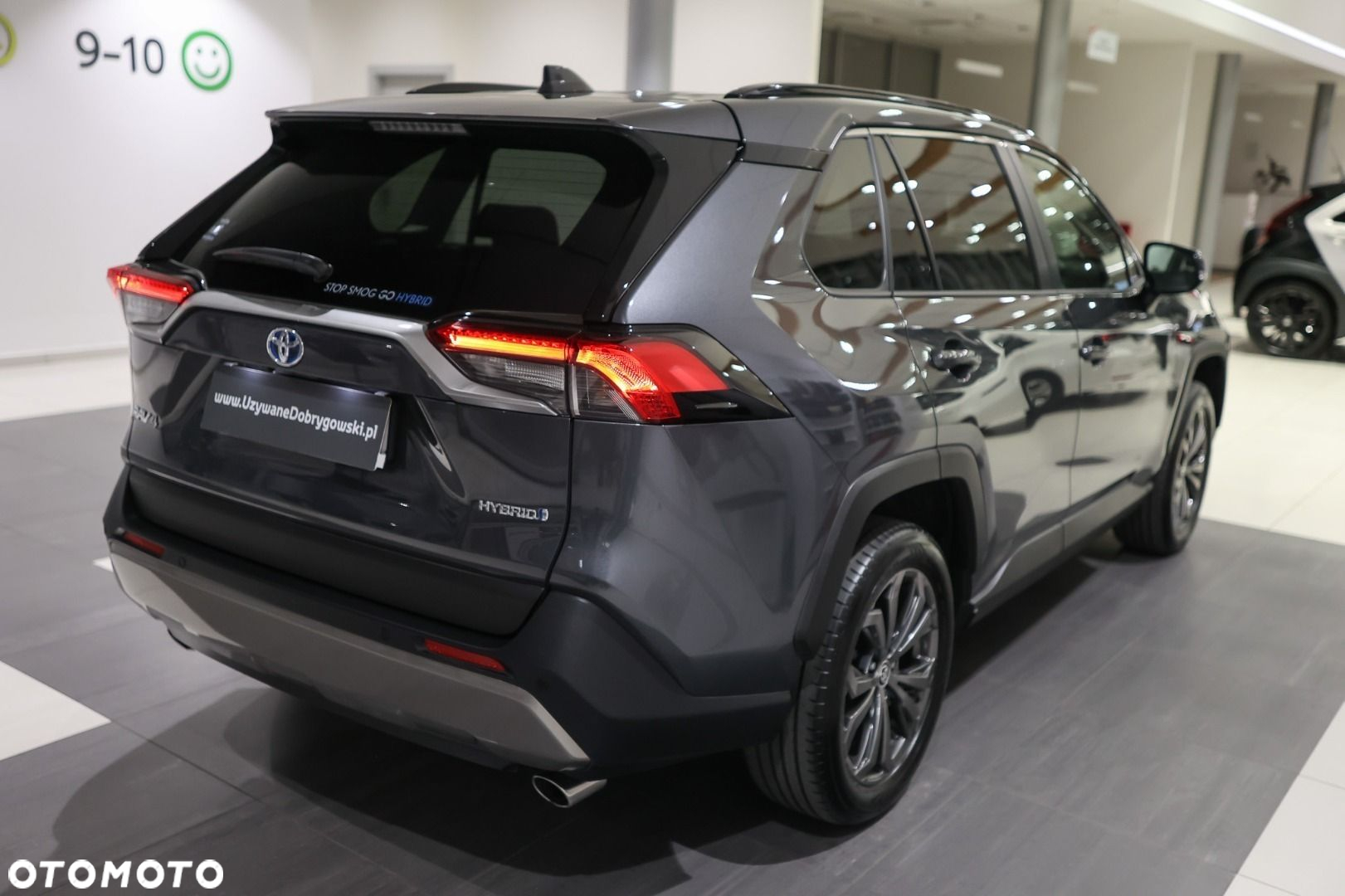 Toyota RAV4 - 23