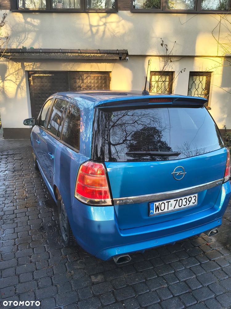 Opel Zafira - 4