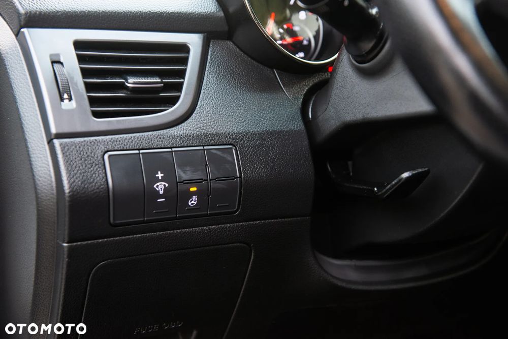 Hyundai i30 1.6 T GDI Turbo - 21